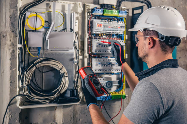 Best Circuit Breaker Repair  in Vaughn, WA
